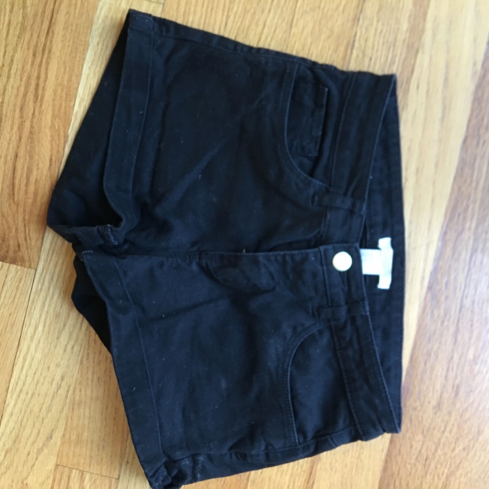 H&M Shorts - Picture 6 of 9